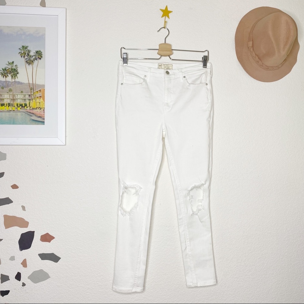 New Free People White Busted Knee Skinny Jeans